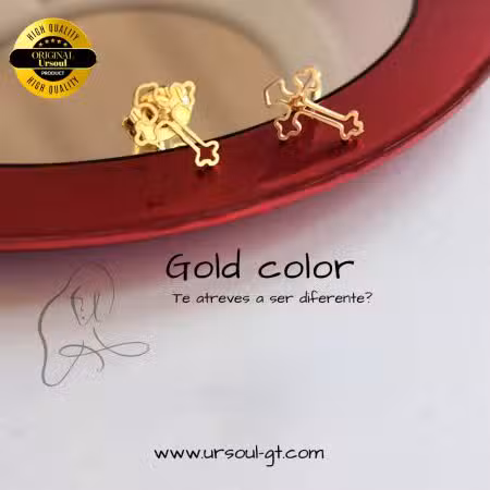 aretes minimalistas de cruz dorados